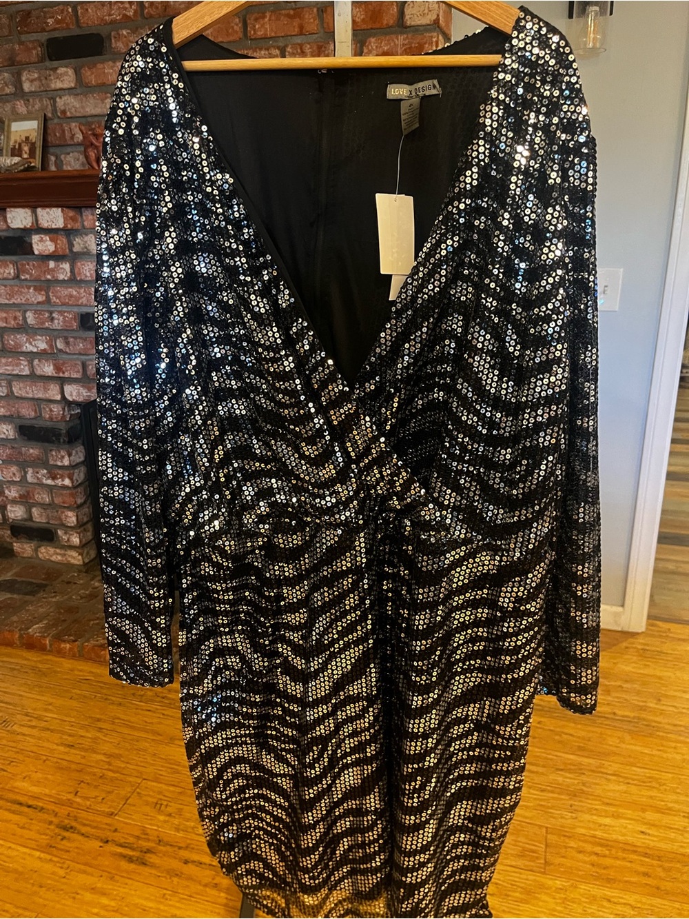 Love X Design PTP 26 Black Sequin Long Sleeve Dress